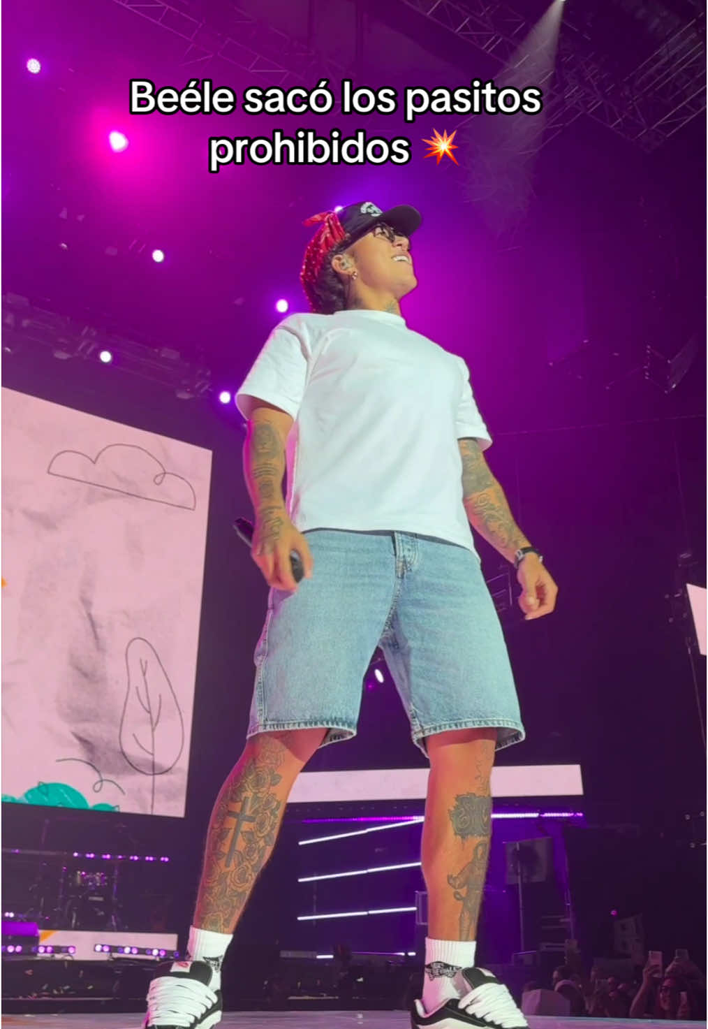 @BEÉLE pisó al escenario de #LOS40PrimaveraPOP  para contagiar a todos con su ritmo y buen rollo. ¡Aún seguimos bailando! 💣 @LOS40 SPAIN  #beele 