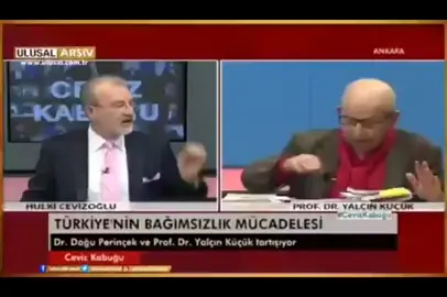 ben kitabımı arıyorum bir şiir okuycam size ama bulamıyorum  #yalçınküçük 