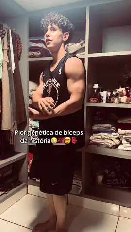 0% bíceps 😭😭#treinoemcasa #calisthenics #real #homeworkout #calistenia 