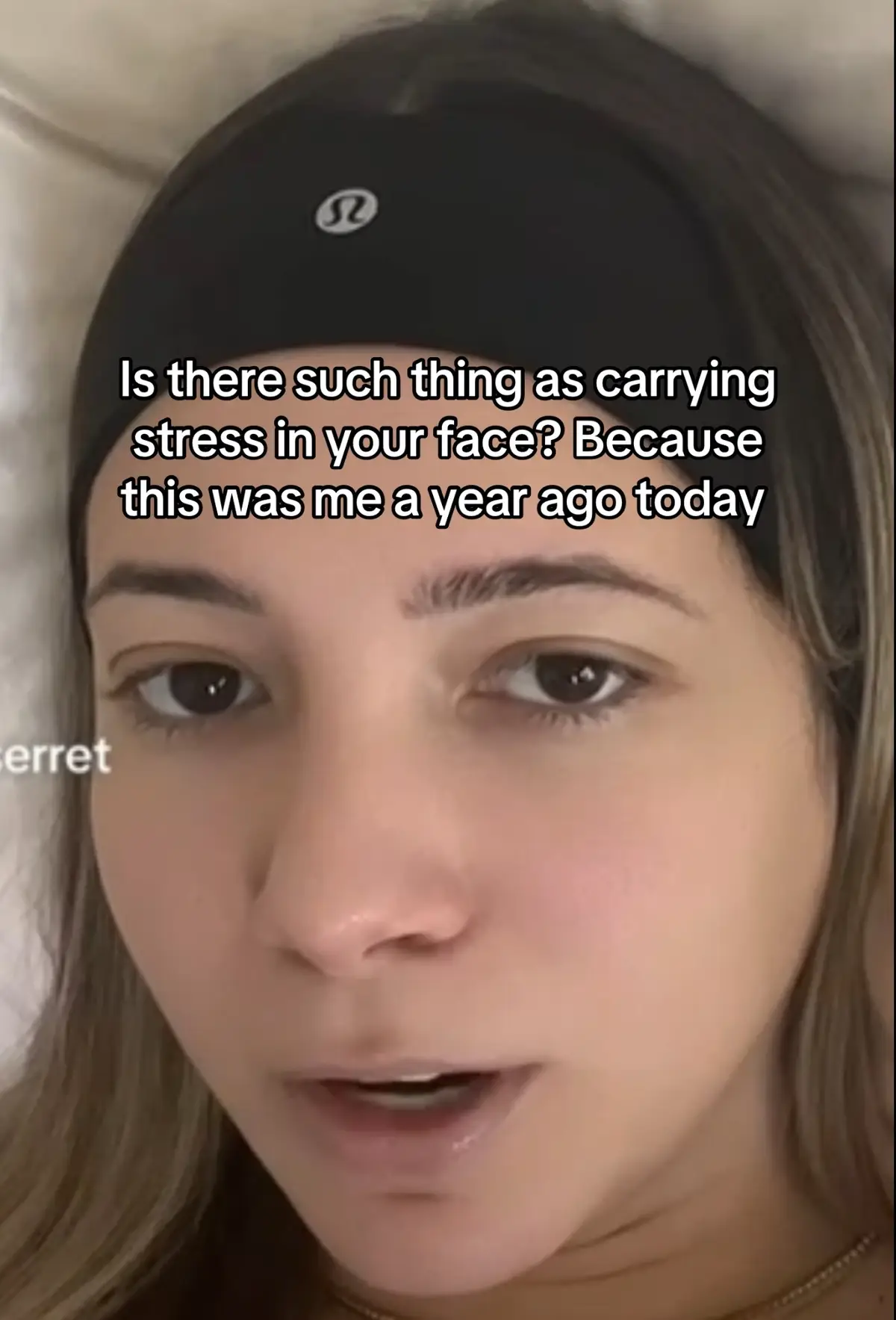 I just went through pics of myself from a year ago and I genuinely felt so sad for that girl and wish I could tell her it gets better, like WAY better eventually!! Crazy the toll stress and unhappiness can take on us #fyp #weightloss #transformation #GlowUp 