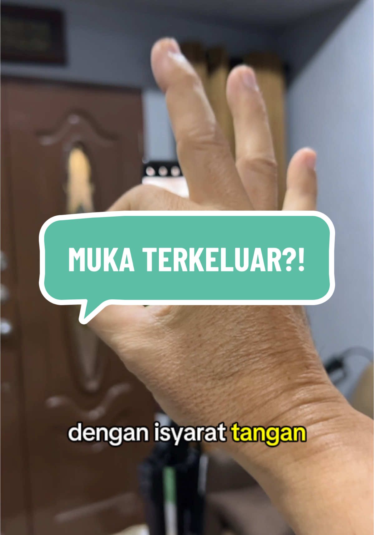 Mobile Phone Gimbal Stabilizer with 360 Darjah AI Face Tracking, desktop and Tripod Use, phone holder. Suitable for live, vlog, outdoor, content creator.  #AutoTracking #360Tripod #Selfie #PhoneGimbal #ContenCreator #GajetViral #SifuYusuf 