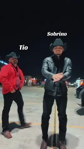 Una con el tío de donde nos ven 🕺👀@Checo🤠🔥 #fypシ #fyp #trending #956rgv #parati #viral #956valley #mexico #vaquero #desmadre 