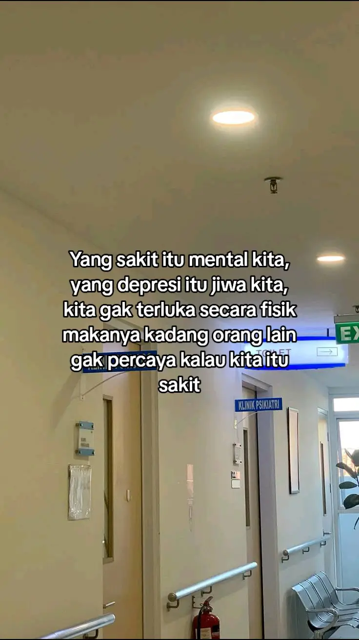 Yang sakit itu mental kita, yang depresi itu jiwa kita, kita gak terluka secara fisik makanya kadang orang lain gak percaya kalau kita itu sakit #anxietydisorder #anxiety #4u #MentalHealth #fyp #psikiater #foryourepage 