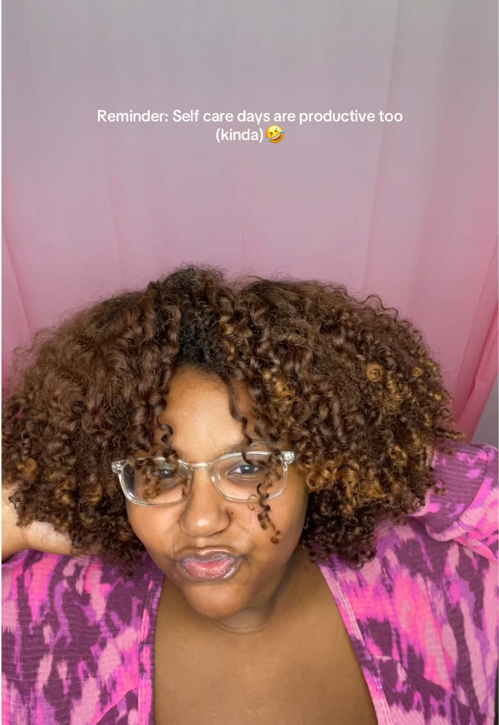 Needed a day to myself for a refresh😫 #restandrecovery #restandreset #refresh #hairrefresh #maintenanceday #selfcareday #selfcaredays 