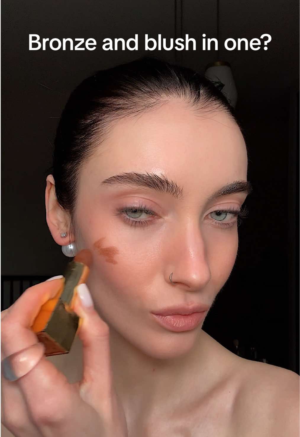 New @Burberry Kisses lipstick 🤎 What do we think?  #beauty #blonzing #makeup #makeuphacks 