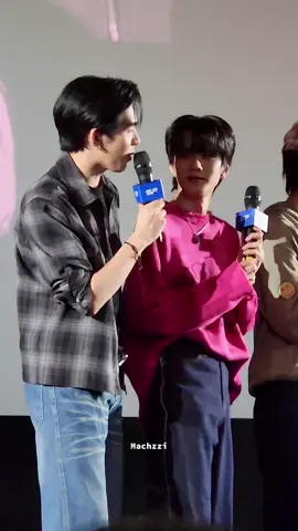 พี่อู๋ถามน้องเชฟยังงว่าอยากดูแม๊ะ😂😂   AAS X SF THE AMATEUR #SFxAuauSavePorTeetee  #auautn #savewrg  #AuauSave #อู่อู๋เซฟ 