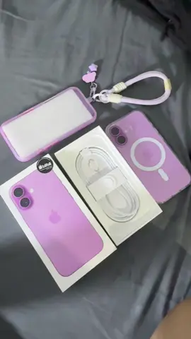 Very early bday gift, maaci ayaangg ♥️ #iphone16 in #pink 