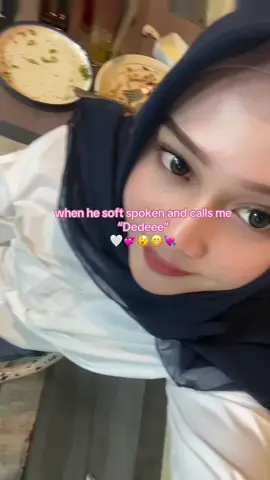 Aaaaaaaaaaa tumbang dede bang wkwk