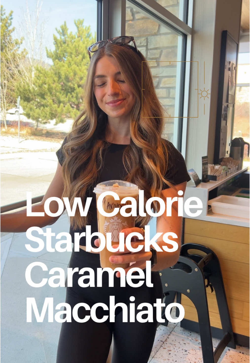 How to order a LOW CALORIE Starbucks Caramel Macchiato! 🤤☕️  #starbucks #lowcalorie #macrofriendly #starbucksdrinks 