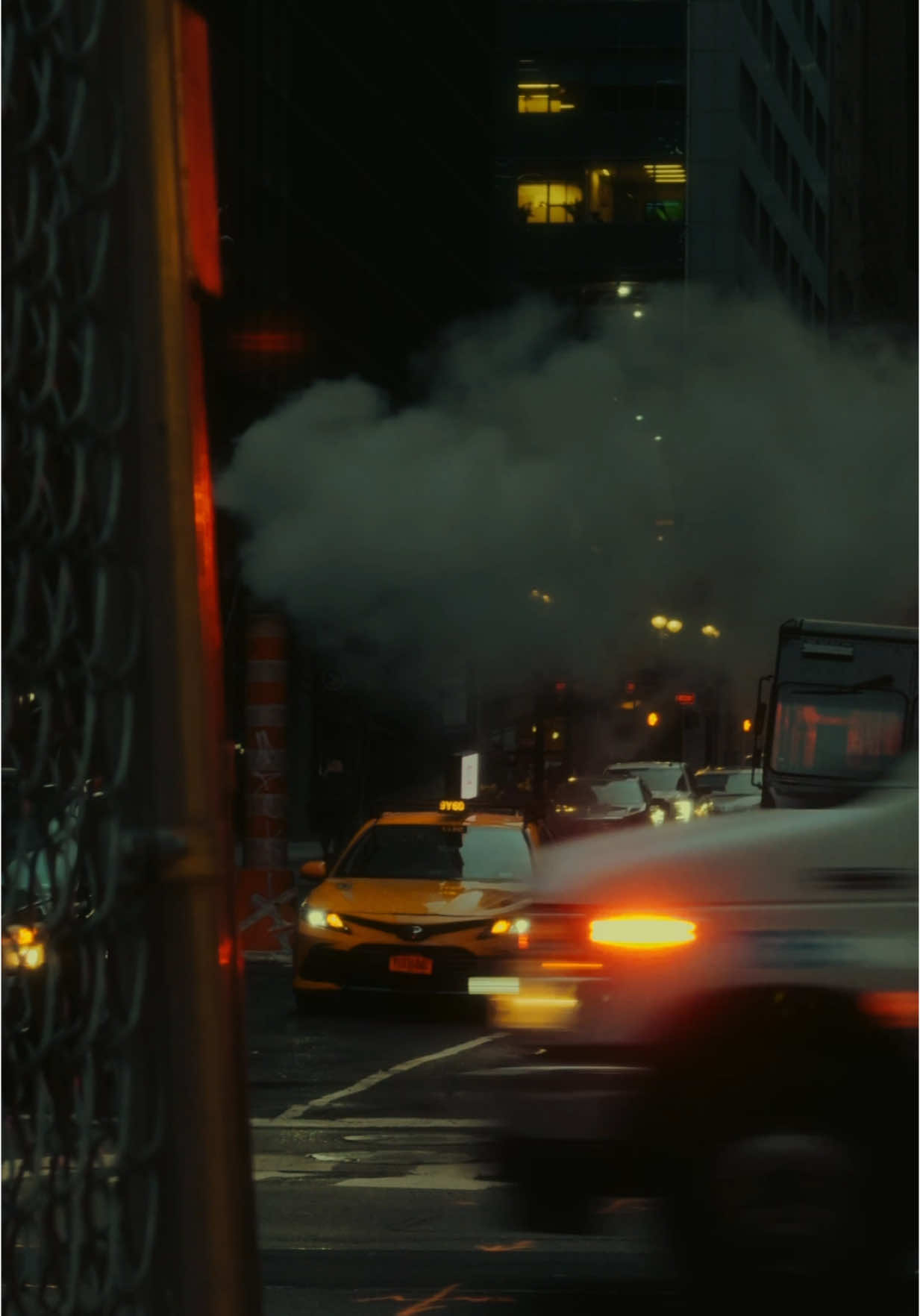 #Manhattan 6:30 pm🎞️ (iPhone) #newyorkcity #nyc #shootoniphone 