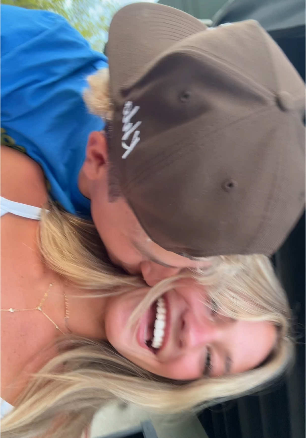 came back to bf being blonde?!! 