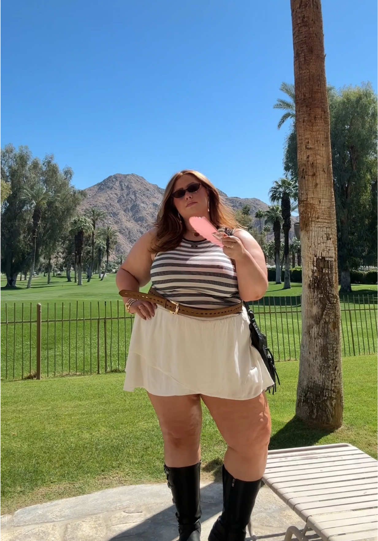 Coachella day 1 fitttt🤪💖🌴🎡 #coachellaoutfit #plussizeoutfits 