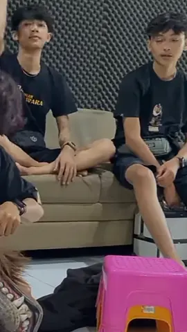 hayo lohh isalll dika nyaa nangiss tuhhh🫵🏻@فيصل @andika.ap1 #diksal #andikagwsmlovers👹♡ #andika ##afanfaisal #isal #bismillahfyp #yxzcba #likedong #4u #fypシ゚ 