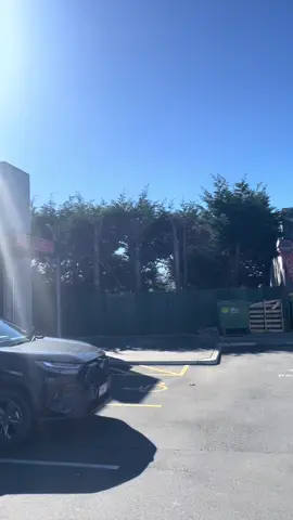 If your looking for a new gym with good vibes and a bit of personality definitely check out @hyperbolicfitness and if your after a good personal trainer to keep you accountable reach out to Sam Archibald on instagram ##southisland##southislandnz##GymTok##christchurchgym##hyerbolicfitness