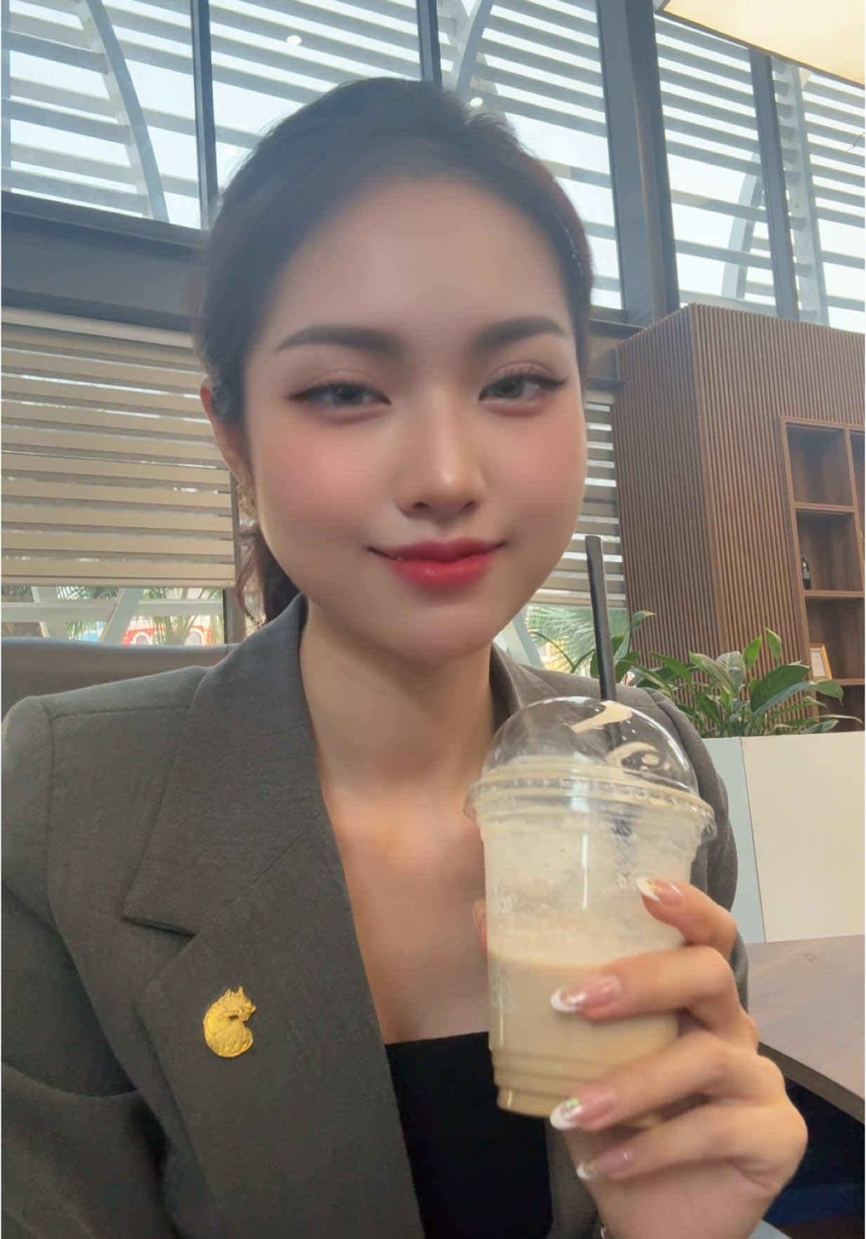 Cuối tuần em mót đi làm 🥹