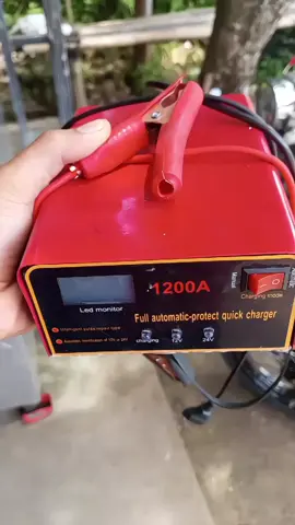 Rekomdasi charger aki motor mobil otomatis ada harga ada kualitas 😱 yang mau samaan buruan cek kranjang kuningnya #chargeraki12v #chargeraki #chargerakimotor #chargerakimobil 