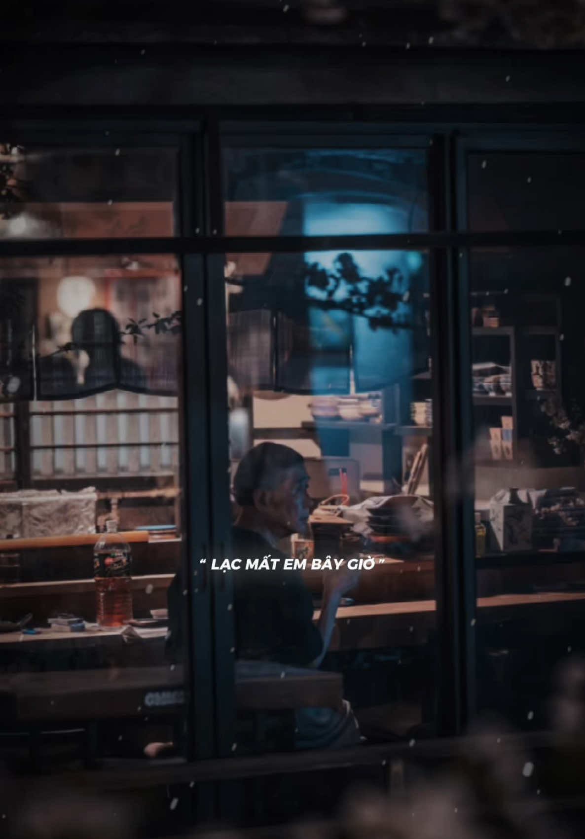 Biết làm sao con tim của em chỉ có một ngăn..! #lunyentertainment #vieconfedi #confide_one 