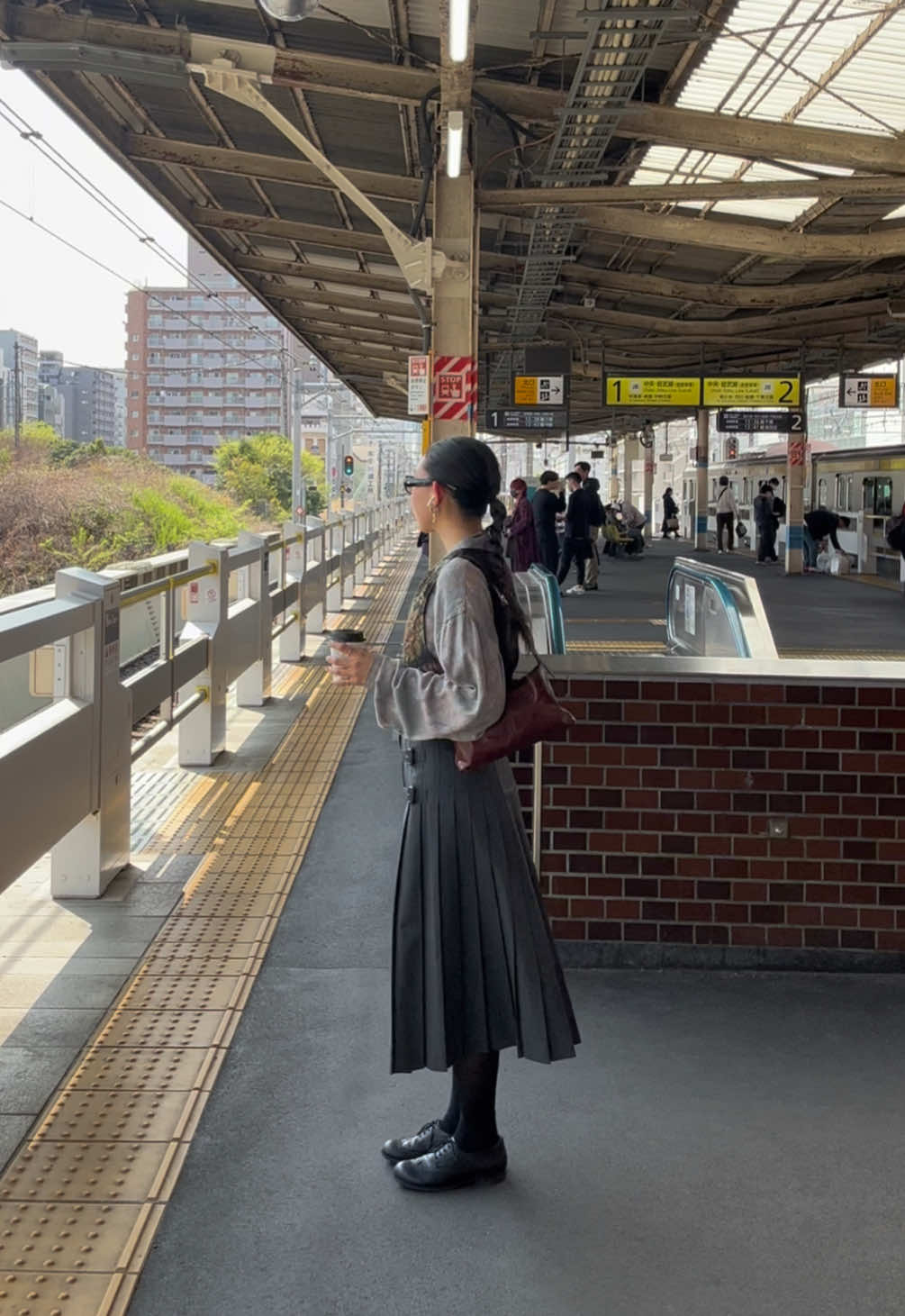 styling my thrift finds ☕️ #thrift #outfit #fitcheck #OOTD 