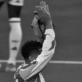 وليدي فدوه لطوله 🥹🫶🏿#fyp #بيلينغهام #realmadrid #fyp #هلا_مدريد #foryou 