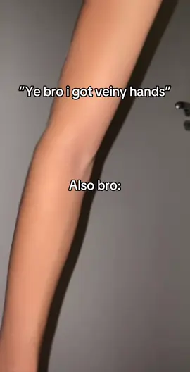 Bro thinks he’s him #veins #skinny #fyp #foryoupagе #calisthenics #gym 