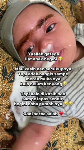 Orang tua mana yang ga takut coba 😭😭😭 Bukan new mom , tapi ga punya pengalaman anak begini 😭😭😭, kaka kaka nya gada yg nen sampe gumoh begini 😭😭😭 , Yaallah sedih banget 💔 #fyppppppppppppppppppppppp #fy #fypage 