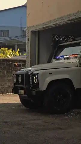 DEFENDER🇱🇰🇬🇧#defender #onemillionaudition #ti̇ktok #sldefenderloversclub #sldefenderlovershub #2millionviews #landrover #defender #landroverdefender110 #srilankatiktok 