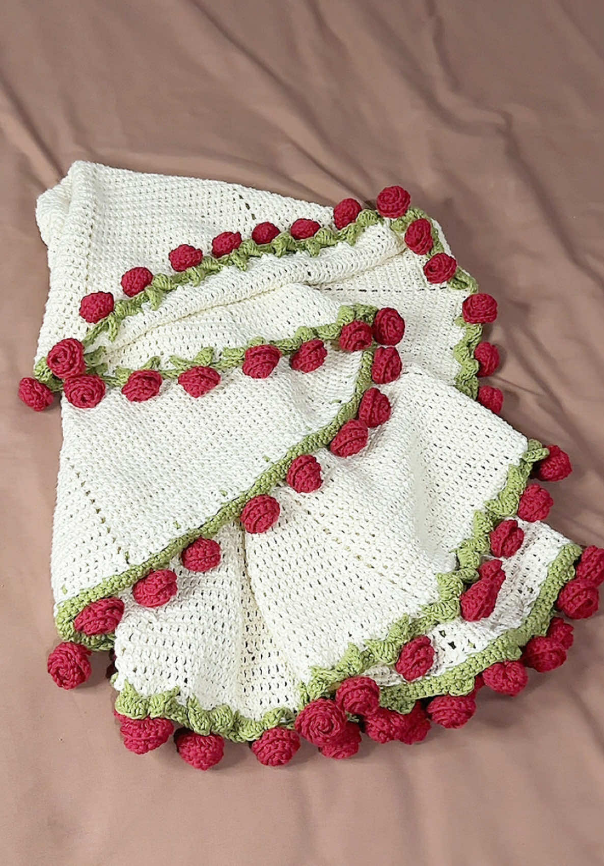 Crochet Flower blanket. #crochet 