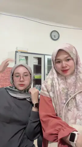 Ceritanya mau kaya stecu nya naura sama neona tapi malah yaaa udahalah wkwkwkw #stecu #nauraayu #neonaayu @wii 