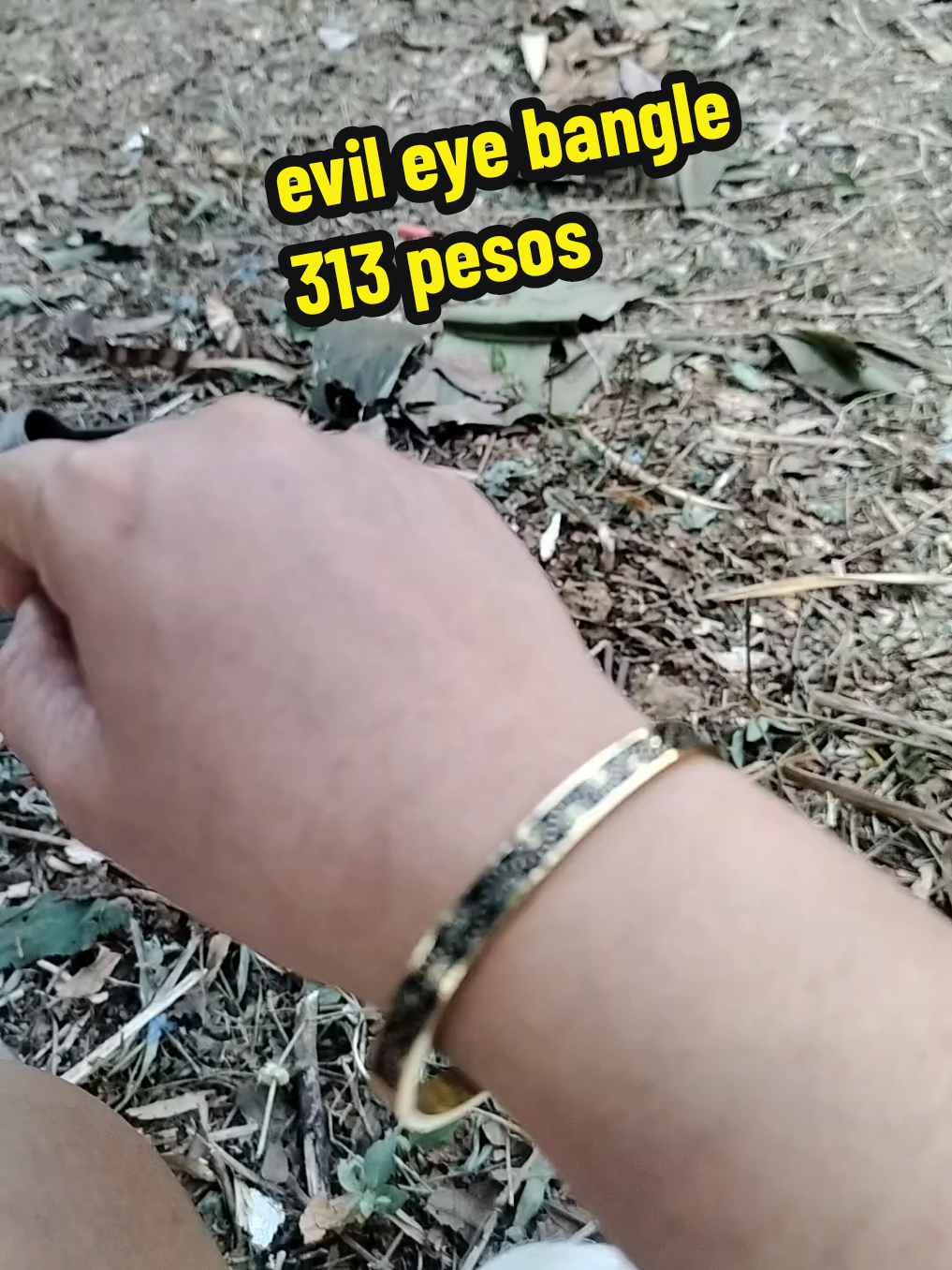 evil eye bangle 313 pesos#tiktoksample #sample #newaffiliate #fyppppppppppppppppppppppp #freesample #tiktokviral #fyp #fypage #fypシ゚ #fypツ #engagementisthekey🔐 