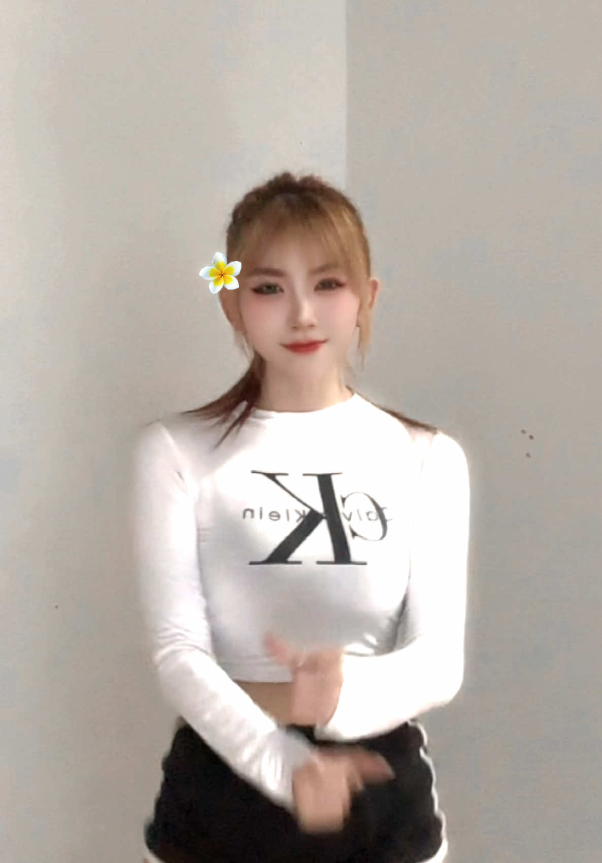 總有人在打聽我是什麼人 我是你主人🙈🤍