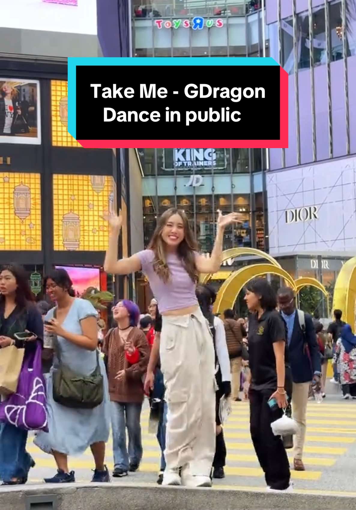 You’re mine and I’m yours 🫶🏻  #takemechallenge #danceinpublic #kpopdance #takeme #gdragon #danceinpublicchallenge ##dancechallenge 