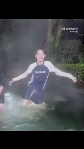 Vũ điệu j vậy Quển🤣🤣🤣 #dươngbácvăn #dươngbácvăn_yangbowen_杨博文 #duongbacvan #duongbacvan_yangbowen_杨博文 #yangbowen #yangbowen_杨博文 #yangbowen_杨博文🥑 #杨博文 #tfgiatộc #tfgiatoc #tfgiatocf4 #tfgiatộcf4 #tffamily #tffamily🇨🇳💫 #tffamily_4th_generation #tf家族  #tf家族四代 #mâyy🍀 #xuhuong #xuhuongtiktok #xuhướng #xhtiktok #xhuong #xhuongtiktok 