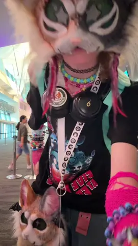 goldnova was AMAZING !! thank you to everyone who said hi 💞 #therian #fyp #goldnova2025 #furry #hatsunemiku