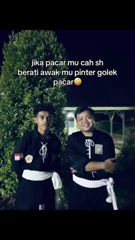 pilih seng timur opo seng jowo😄#pshtpusatmadiun 