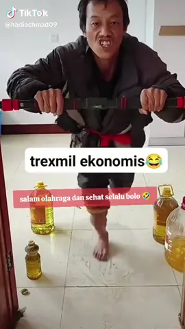 treadmil tradisional #ngakak #treadmill #sport #Running #run #walking #walk #gimnasio #fyppppppppppppppppppppppp #viraltiktok #lucu #manual 