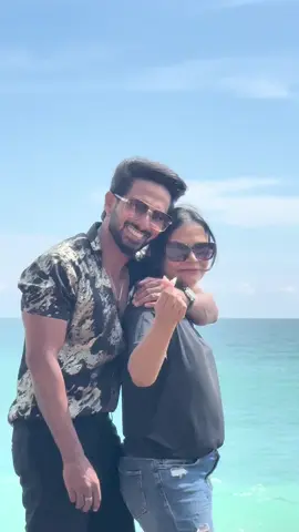 සරල සුන්දර ජීවිතේ!! ❤️❤️ #DineshTharanga #randella #wife #life #family #fyp #foryou #viral #tiktok #srilanka #happy #new #mine #foryoupage #world  