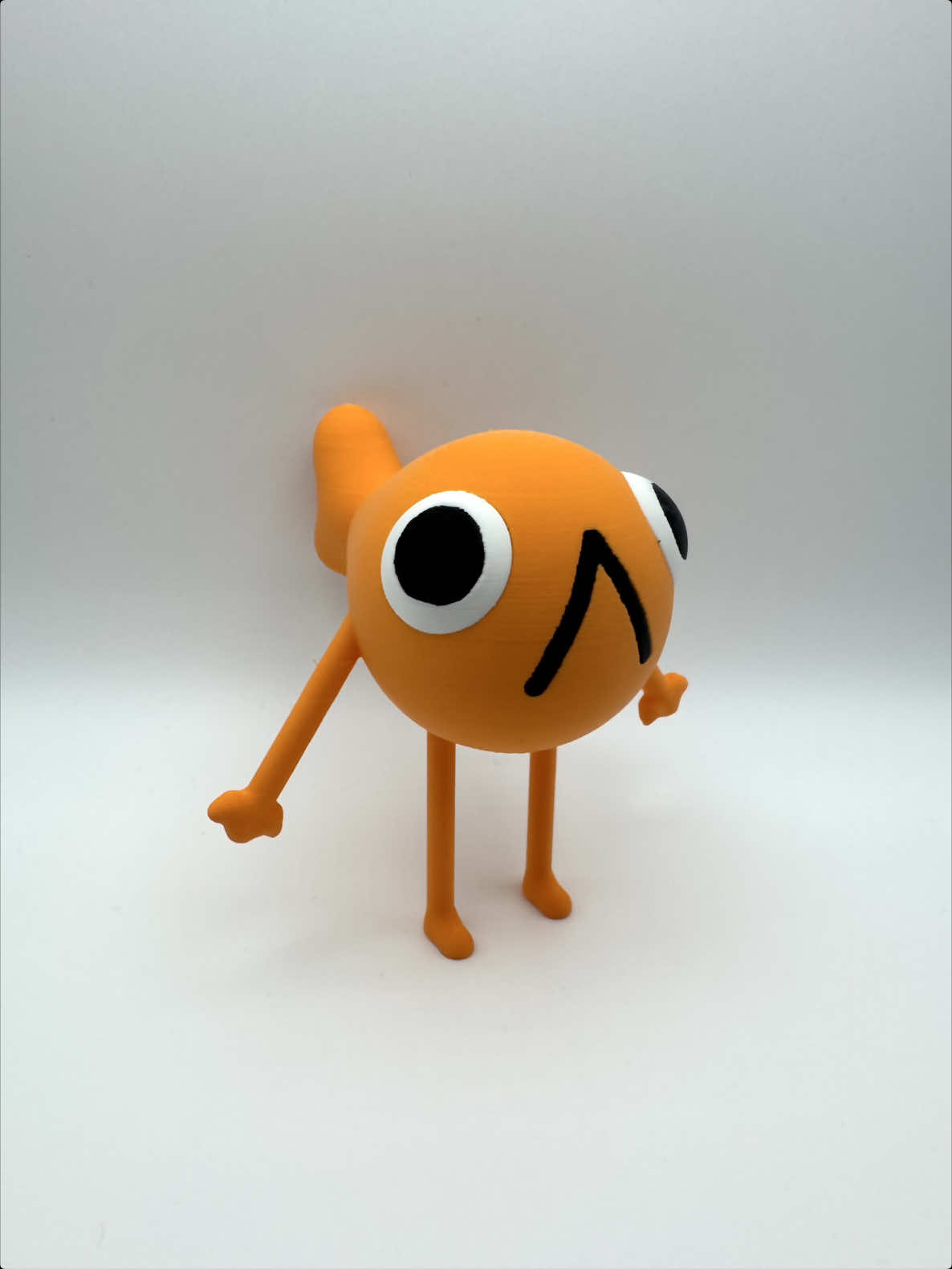 Steve le Poisson !! Merci à @vigz et @tomo pour cette dinguerie devenue internationale !! J'apporte ma pierre avec mon Steve imprimé sur la H2D de @BambulabGlobal et le Oraannnnnge de @Polymaker 3D filaments 