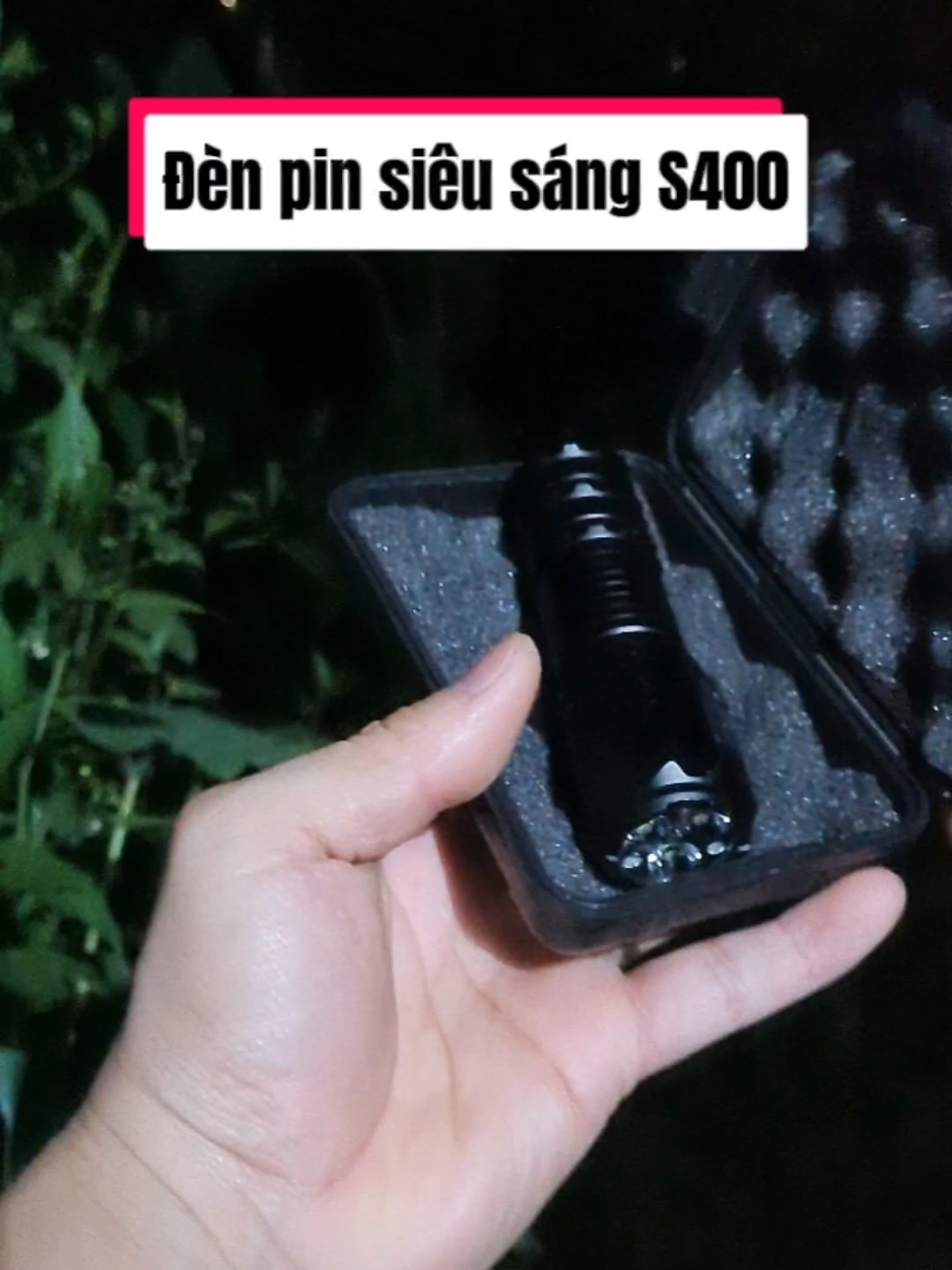 Đèn pin cầm tay siêu sáng s400 #denpin #denpinsieusang #denpinmini 