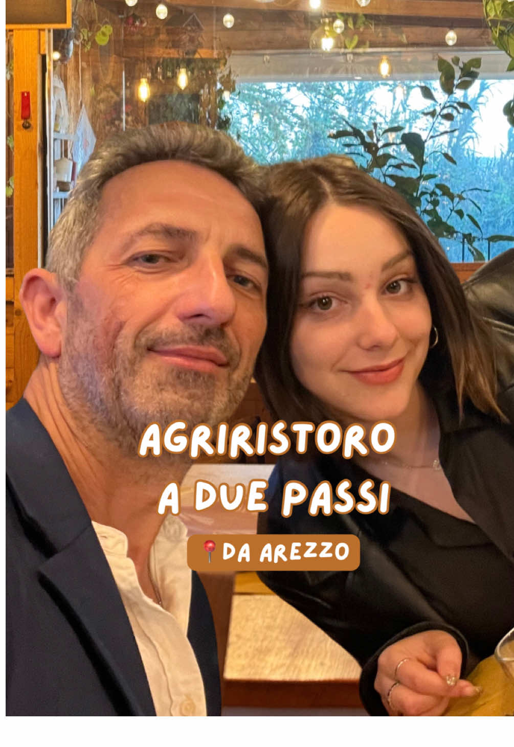 Come sapete, ci piace provare posti nuovi, e questa volta siamo stati a due passi da Arezzo, immersi nella natura. ✨ Taglieri pazzeschi, caserecce al ragù, grigliata e una torta di mele che ci ha lasciati senza parole. Prezzi onesti, super consigliato! 🥰  Ci troviamo a 📍 azienda agricola poggio san piero, foiano della chiana #fyp #amore #Love #coppia #agegap #couplegoals #boyfriend #fidanzati #fidanzato #oldermen #agegapcouple #AgeGapLove #arezzo #ristorante #agriturismo #dovemangiare 