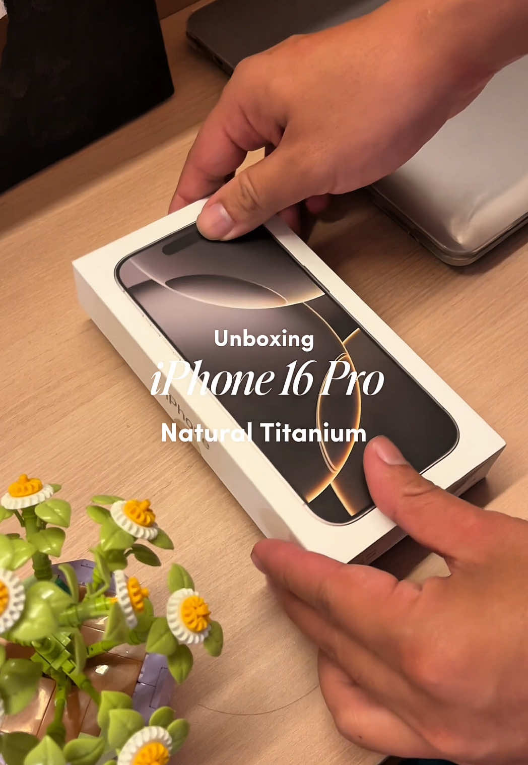 Upgrade gear baroeeee ✨😍 #fyp #fypシ #unboxing #iphone16pro #upgrade #iphone #viral #unboxingvideo 