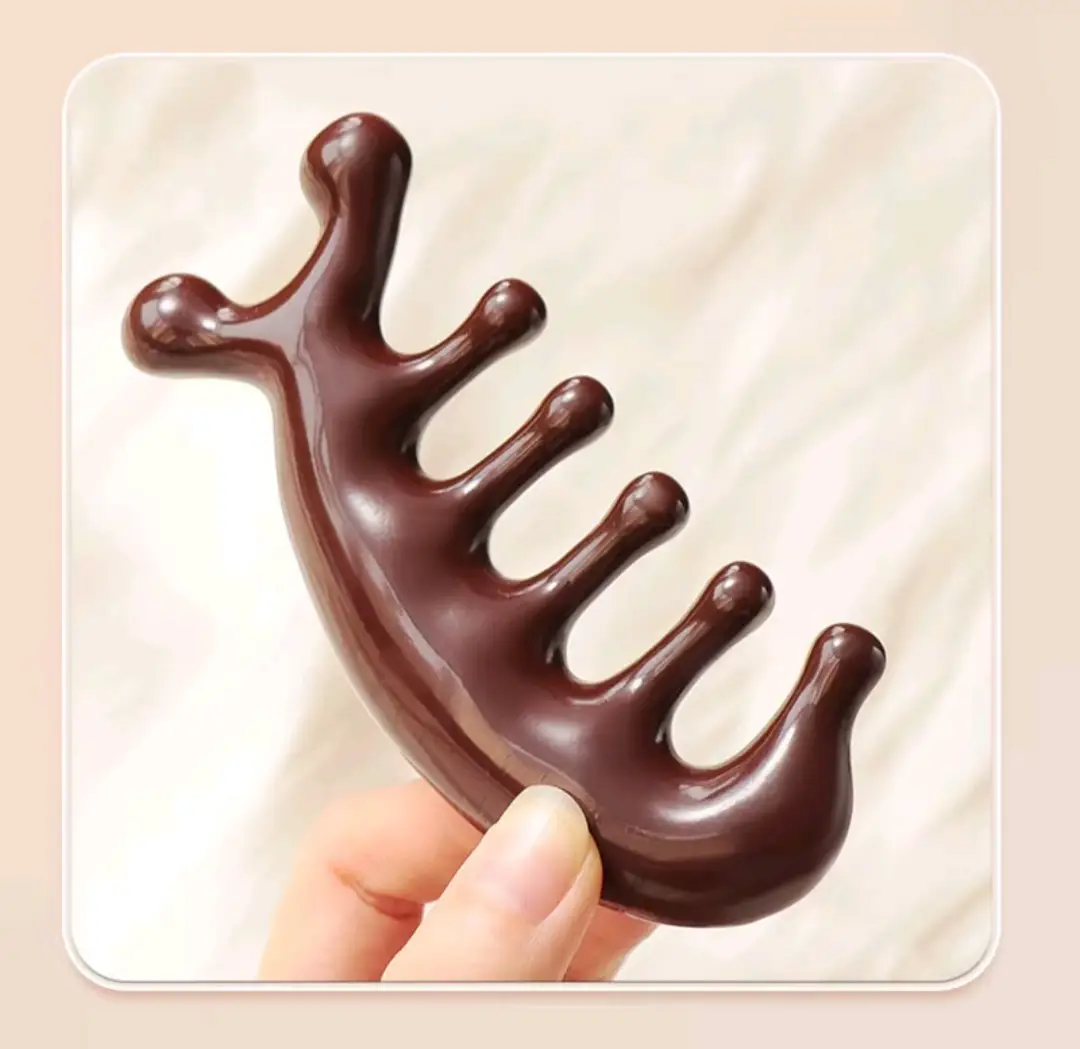 sisir pijat multifungsi co ada di keranjang kuning deket profil yahh