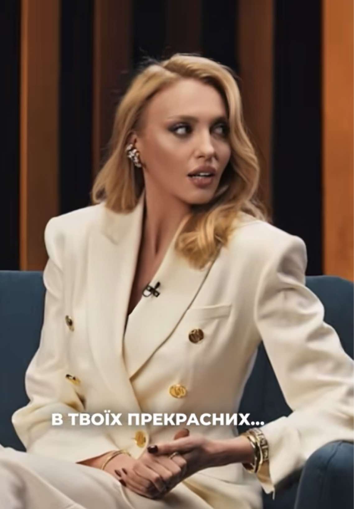 Дуууже класний випуск «20:23» вийшов минулого тижня — він уже є на YouTube і чекає на ваш перегляд, хто ще не дивився! #дорослідівчата #оляполякова #жінказцікавимминулим #машаєфросініна @Маша Єфросиніна. Official 