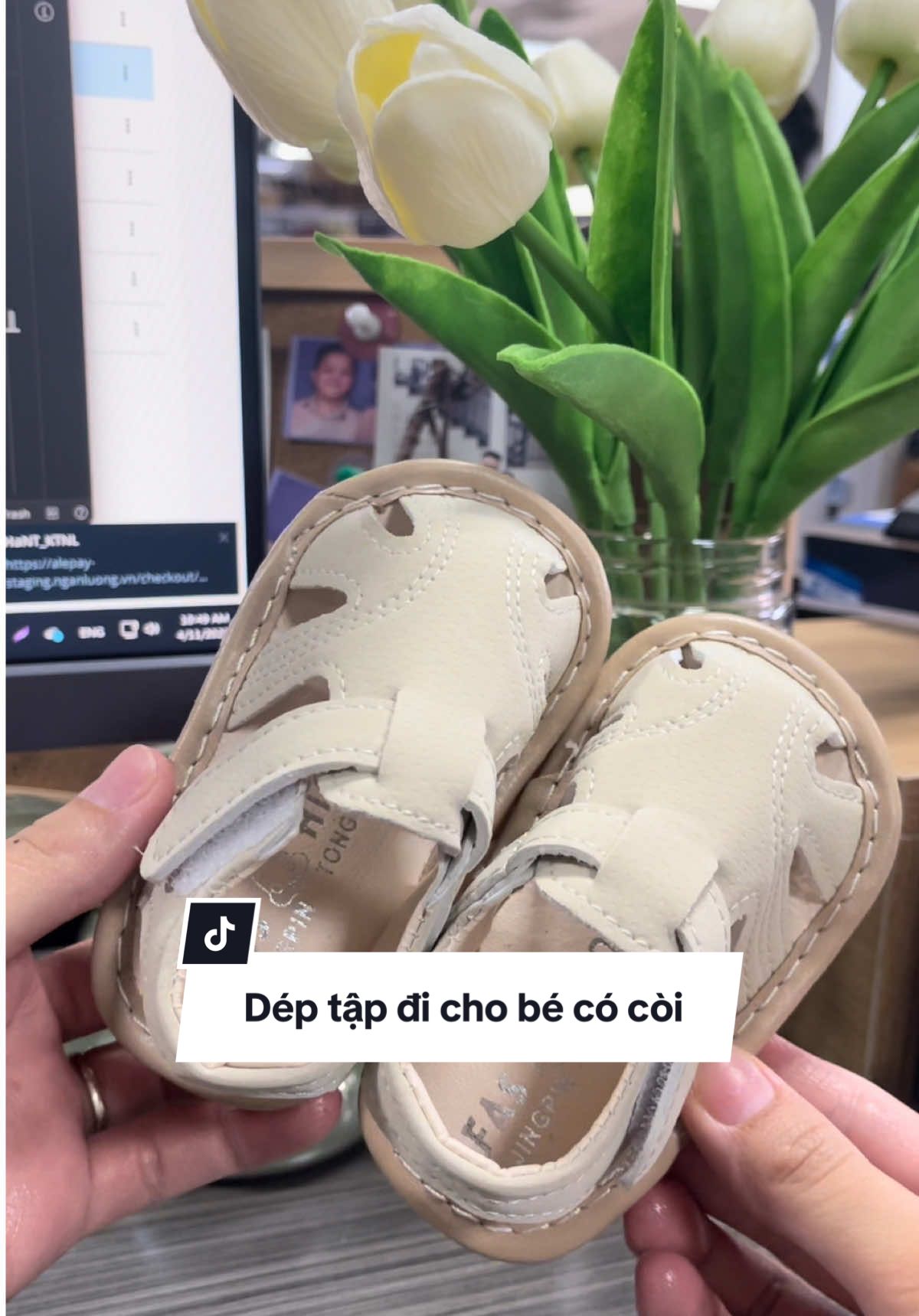 Dép sandal tập đi cho bé trai bé gái có phát ra tiếng kêu chip chip #deptapdichobe #depchobe #giaytapdi #deptapdi #giaydeptreem 