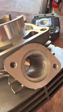 Nak masuk musim dia dh.Cust requst nk pakai block rxz ikk piston 61mm.Kita on saje,ready utk pos.Prepair awl baru x kalut.Lambat kena tggl.Tq cust percaya porting air tangan kami.#meranmotor#fyp#tiktok#rxz#rxzmalaysia #rxzmalaysia #rxz_members_official #rxzfighter #highway#pipeon#3bs#yamaha#racing#performance#kakilawan#luncur🛫🚀 #pemburukelajuan#santai#2025 #125#125z#125zr_loverz 