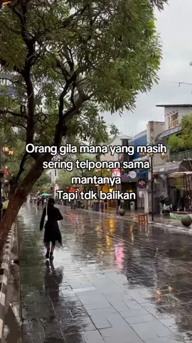 mau gimana aku udah jadi anak ibunya:v