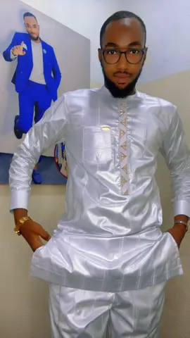 Les qualités supérieures des Bazin Getzner au tendance se trouve chez B look alors à vous…00223 77142616 #client#malitiktok🇲🇱#tiktokfrance🇨🇵#italie#usa_tiktok#canada_life🇨🇦#guineenne224🇬🇳#burkinatiktok🇧🇫🇧🇫🇧🇫❤️#togolais228🇹🇬#niger#congo#gabon🇬🇦#senegalaise_tik_tok 