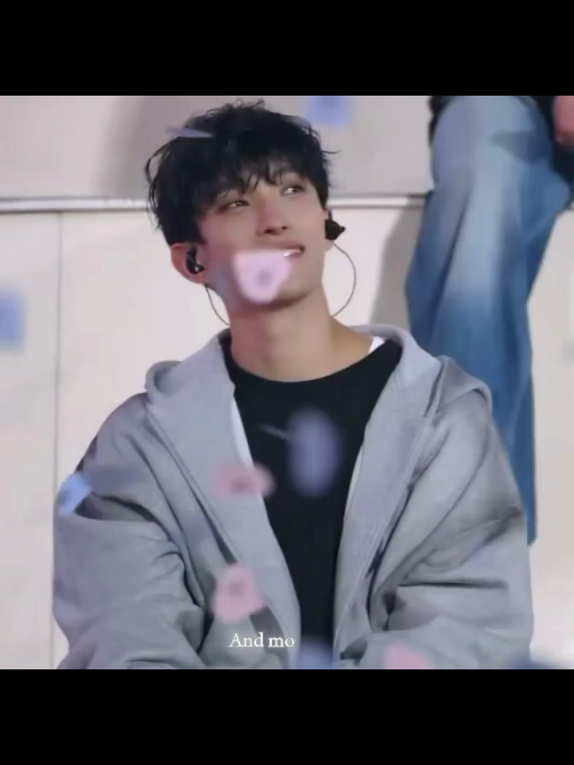dokyeom, you're always smiling and you're the very definition of kindness -woozi (Ib: X) #dokyeom #dk #seventeen #fyp