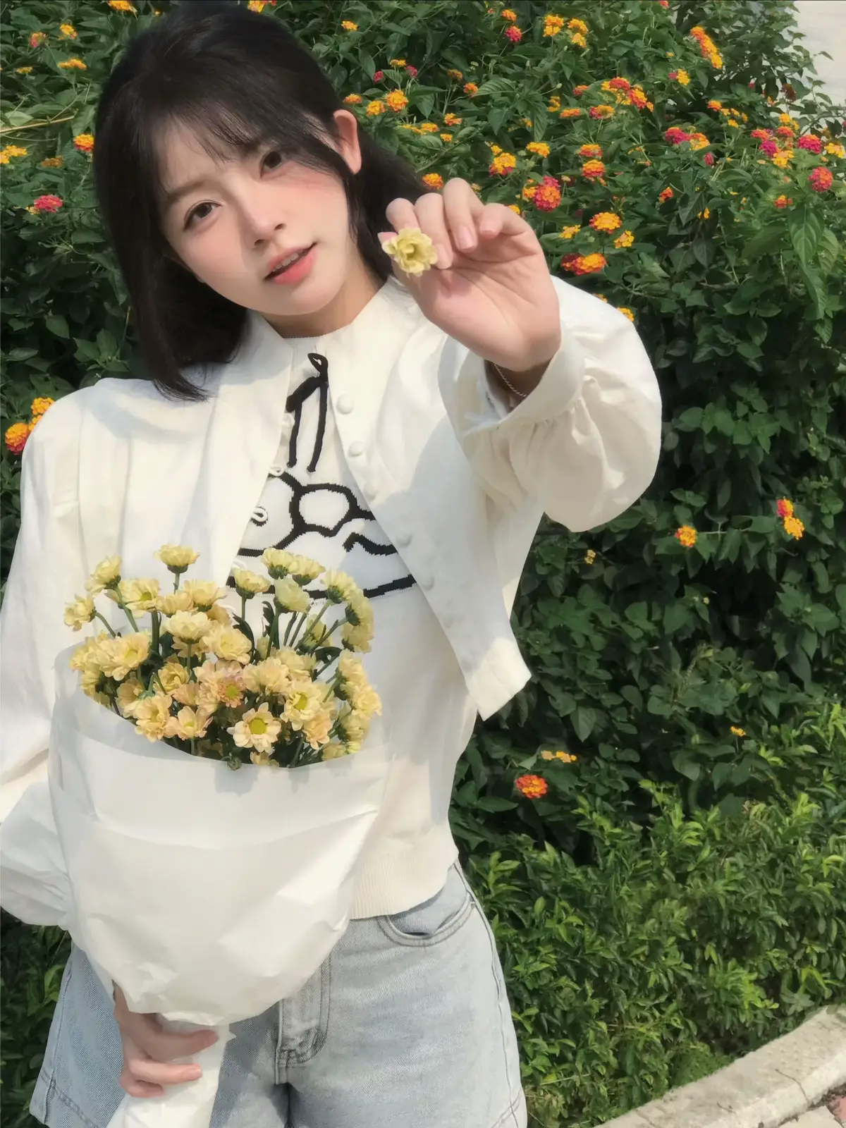Hoa nè 🌼