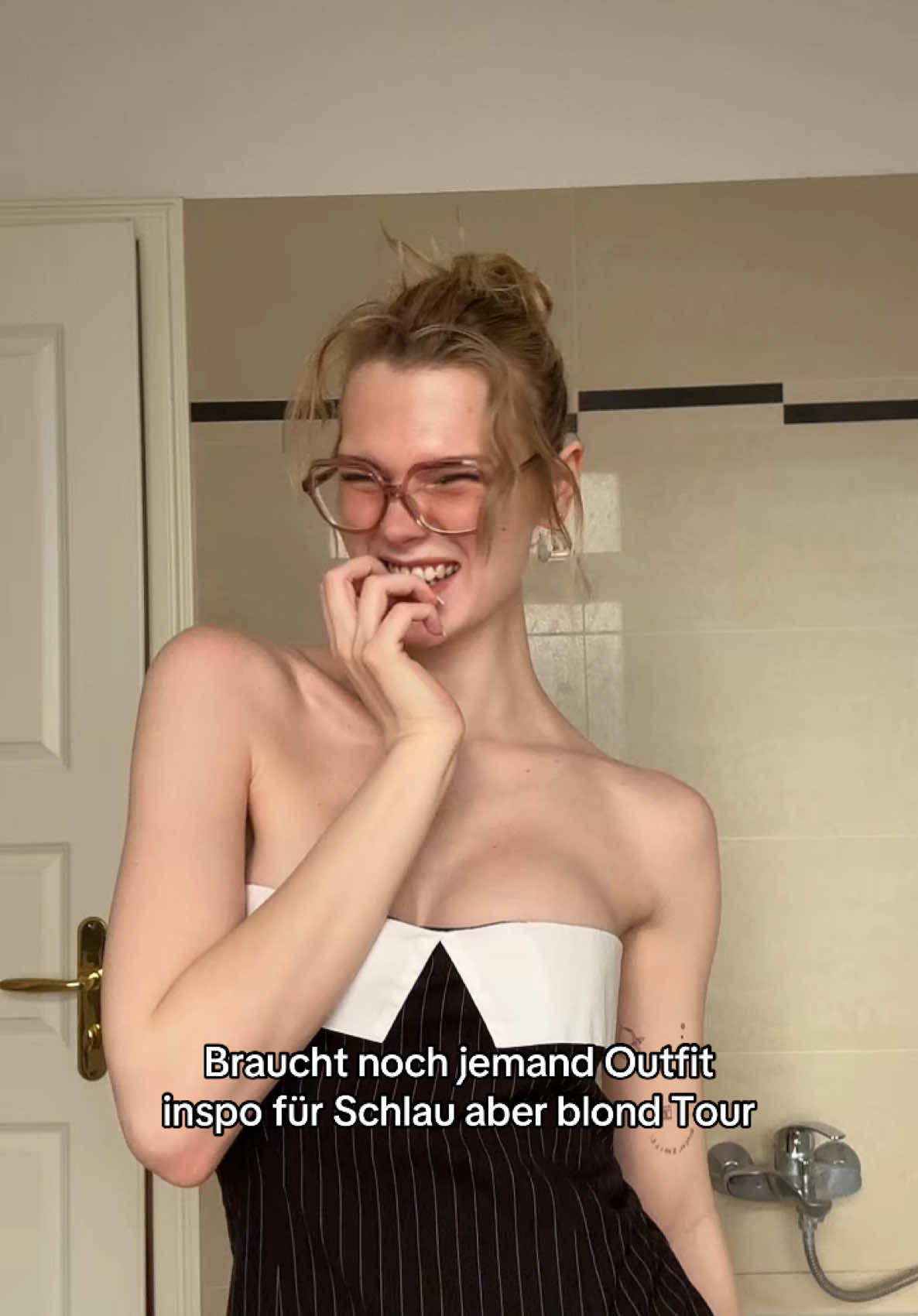 Darf man so? #fy #fyp #foryou #foryoupagе #fürdich #viral #trending #outfitinspo 