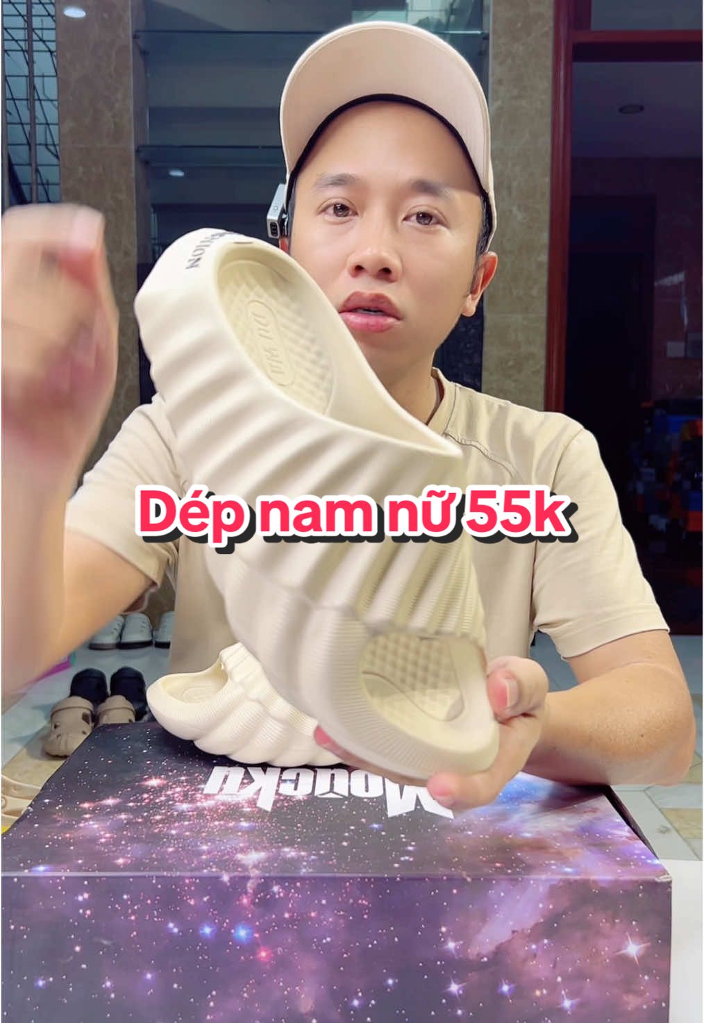 Mẫu mới đẹp, êm, nhẹ, giá có 55k thôi ạ #manhgiay #manhbangiay #depnu #depnam #depquaingang 